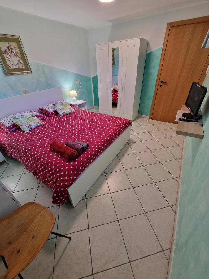 Casa Dell'Ape Maia Apartment Termoli Luaran gambar